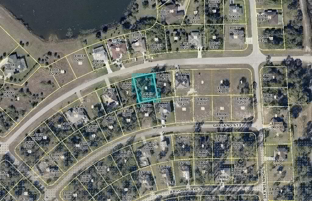870 Sunrise Blvd, Lehigh Acres, FL 33974-2
