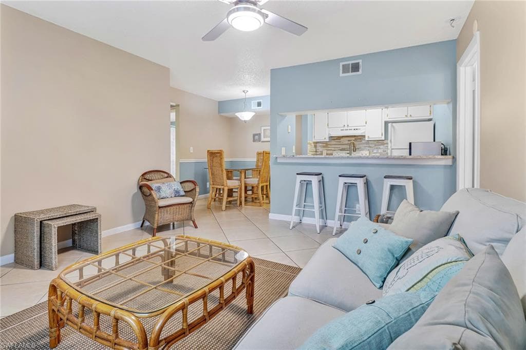4321 27th Ct SW Bldg 18 -101, Naples, FL 34116-5