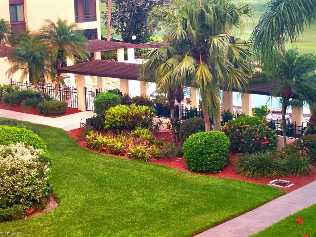 3625 Boca Ciega Dr 301, Naples, FL 34112-8