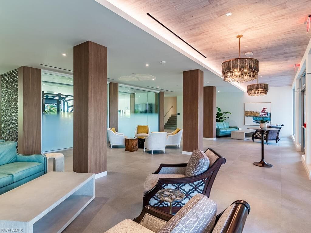 320 Seaview Ct 305, Marco Island, FL 34145-24