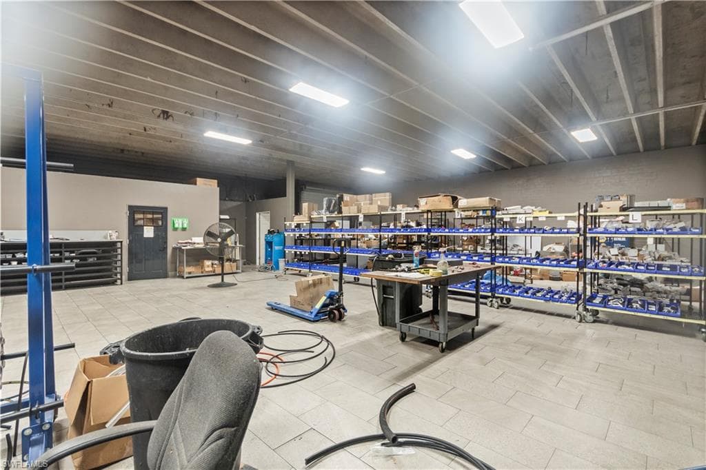 2065 Towles St, Fort Myers, FL 33916-23