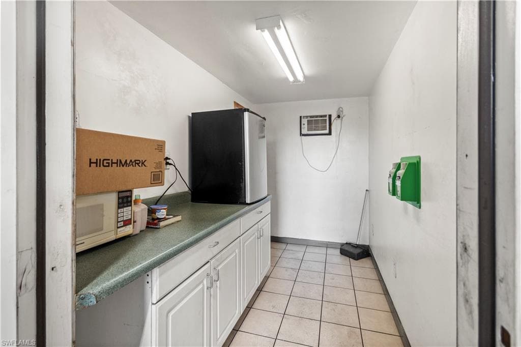 2065 Towles St, Fort Myers, FL 33916-29