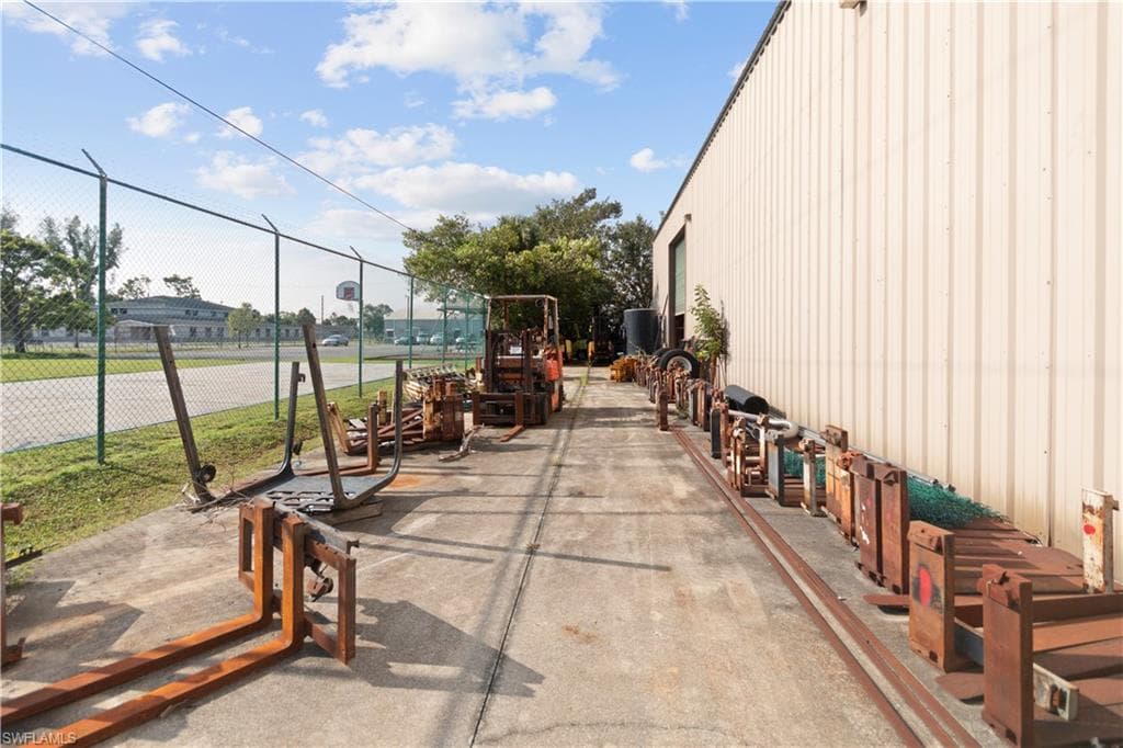 2065 Towles St, Fort Myers, FL 33916-34