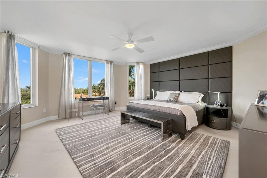 6597 Nicholas Blvd 401, Naples, FL 34108-9
