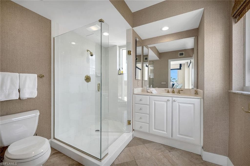 6597 Nicholas Blvd 401, Naples, FL 34108-12