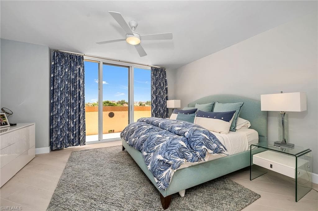 6597 Nicholas Blvd 401, Naples, FL 34108-13