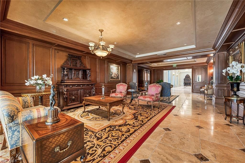 6597 Nicholas Blvd 401, Naples, FL 34108-20