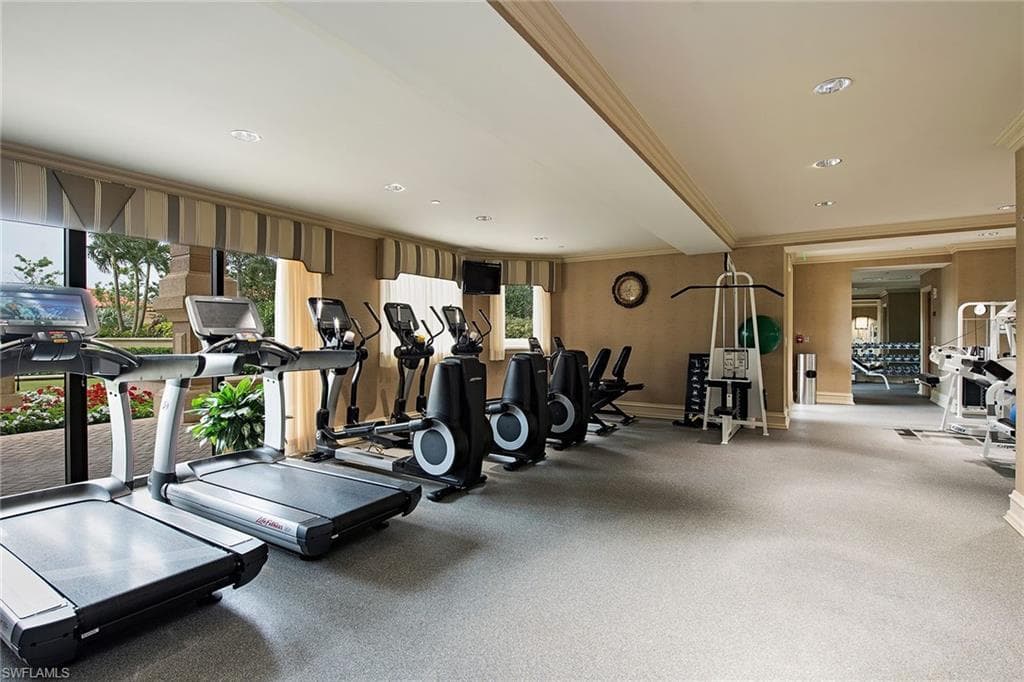 6597 Nicholas Blvd 401, Naples, FL 34108-25