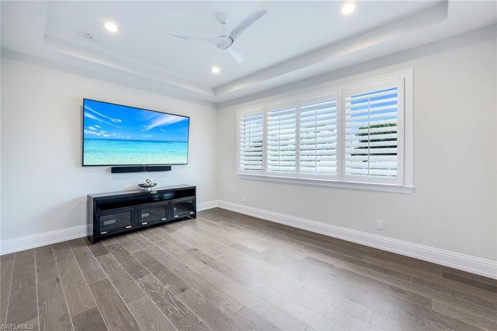 569 Neapolitan Way, Naples, FL 34103-27