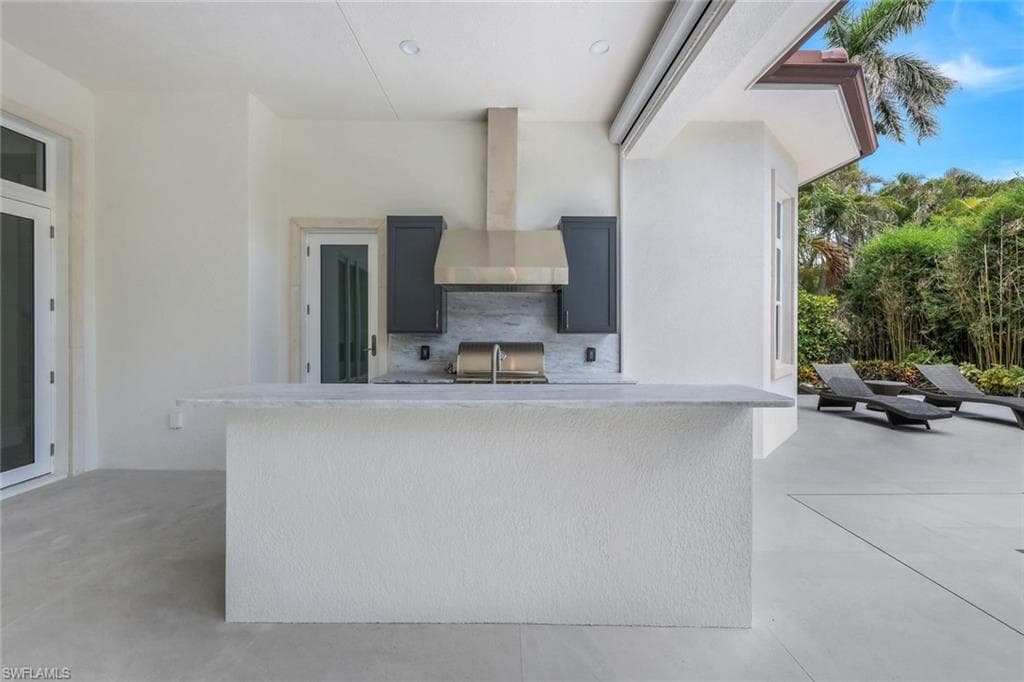 569 Neapolitan Way, Naples, FL 34103-36