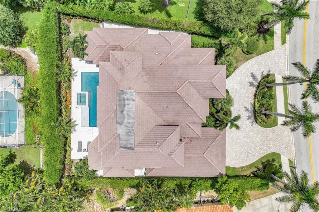 569 Neapolitan Way, Naples, FL 34103-49