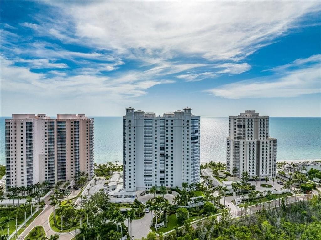 8473 Bay Colony Dr 1704, Naples, FL 34108-34