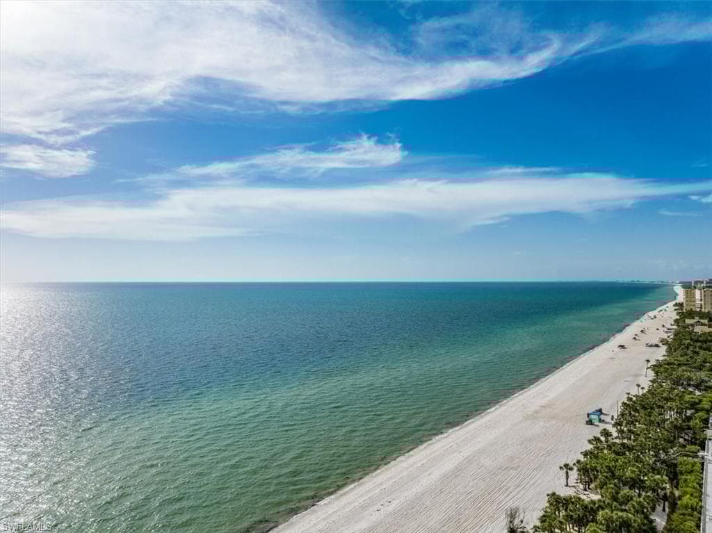 8473 Bay Colony Dr 1704, Naples, FL 34108-35