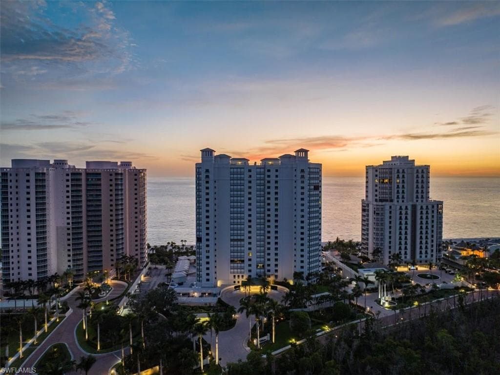 8473 Bay Colony Dr 1704, Naples, FL 34108-39