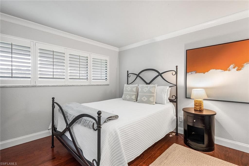 746 Eagle Creek Dr 201, Naples, FL 34113-8