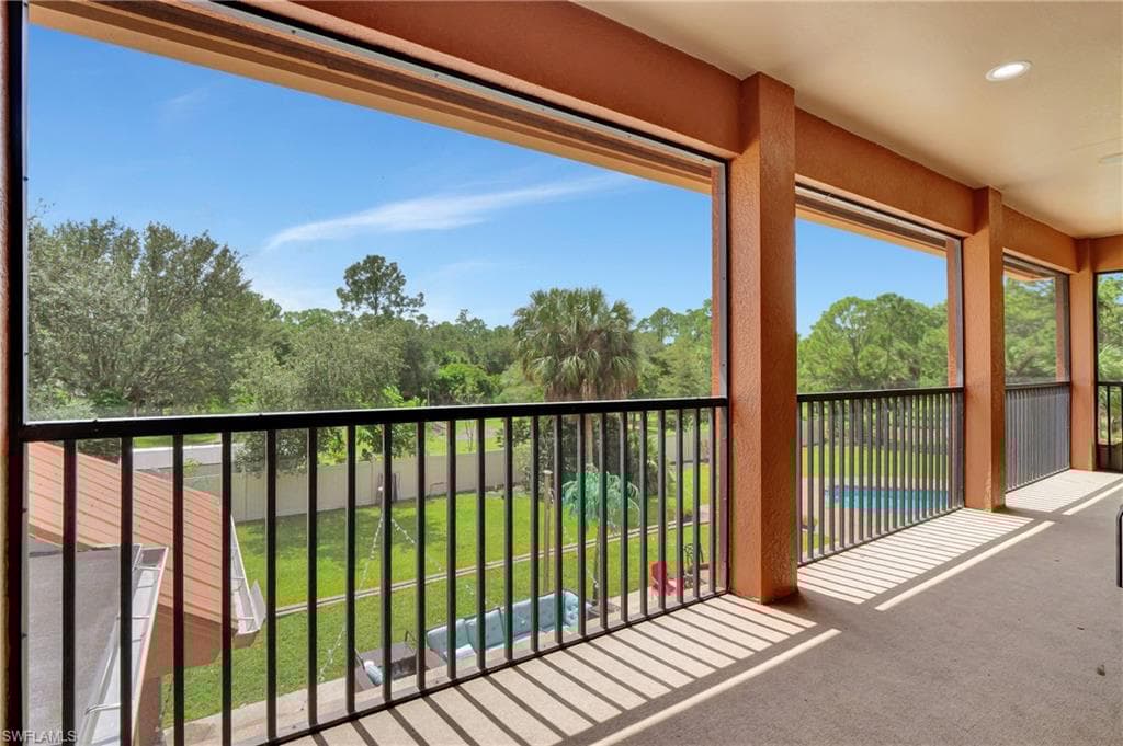 2791 2nd St NW, Naples, FL 34120-32