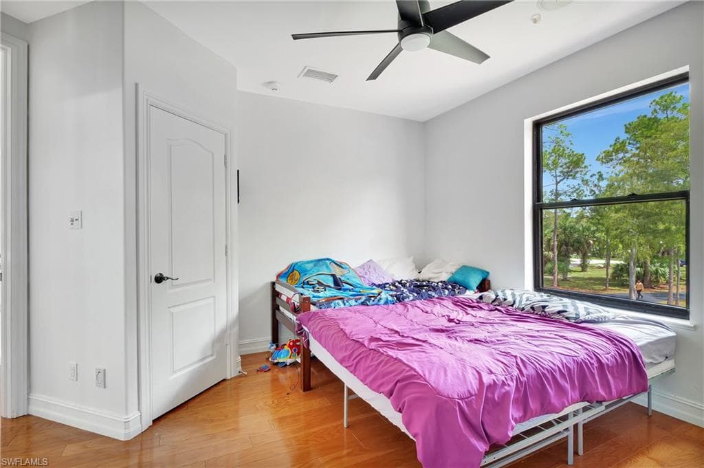 2791 2nd St NW, Naples, FL 34120-36