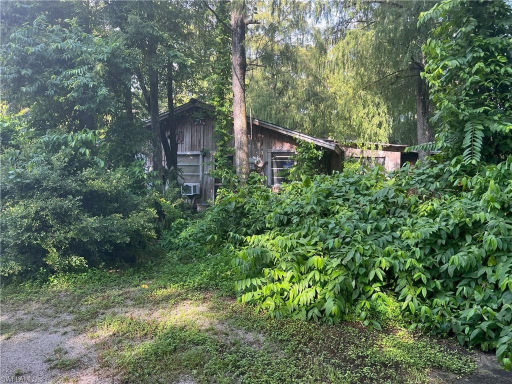 2170 Rock Rd, Naples, FL 34120-1