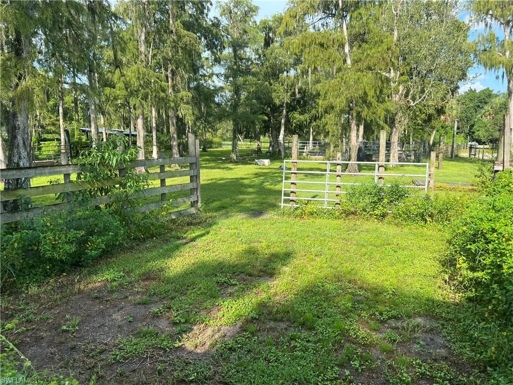 2170 Rock Rd, Naples, FL 34120-8
