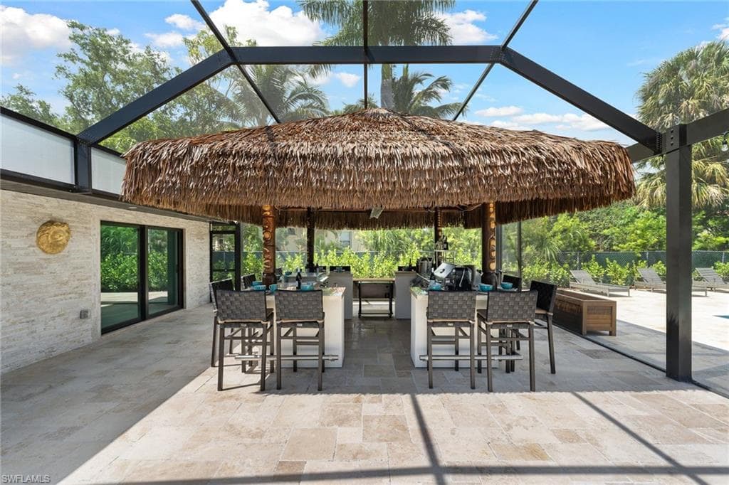 1890 Oakes Blvd, Naples, FL 34119-30