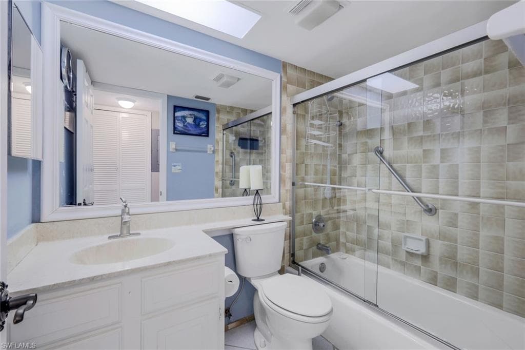 10562 Gulf Shore Dr 402, Naples, FL 34108-18