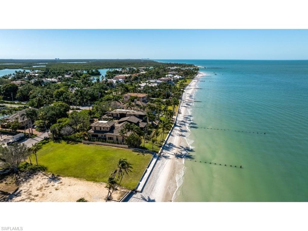 3950 Gordon Dr, Naples, FL 34102-4