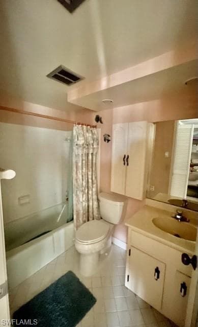 53 High Point Cir W 307, Naples, FL 34103-9