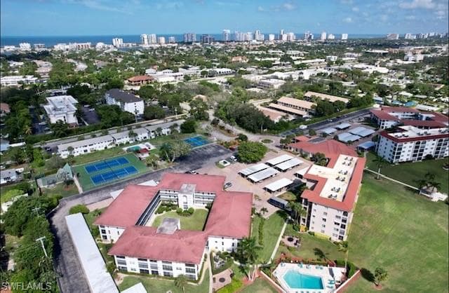 53 High Point Cir W 307, Naples, FL 34103-5