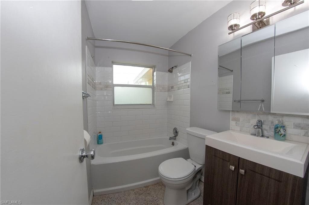 1442 Byron Rd, Fort Myers, FL 33919-17