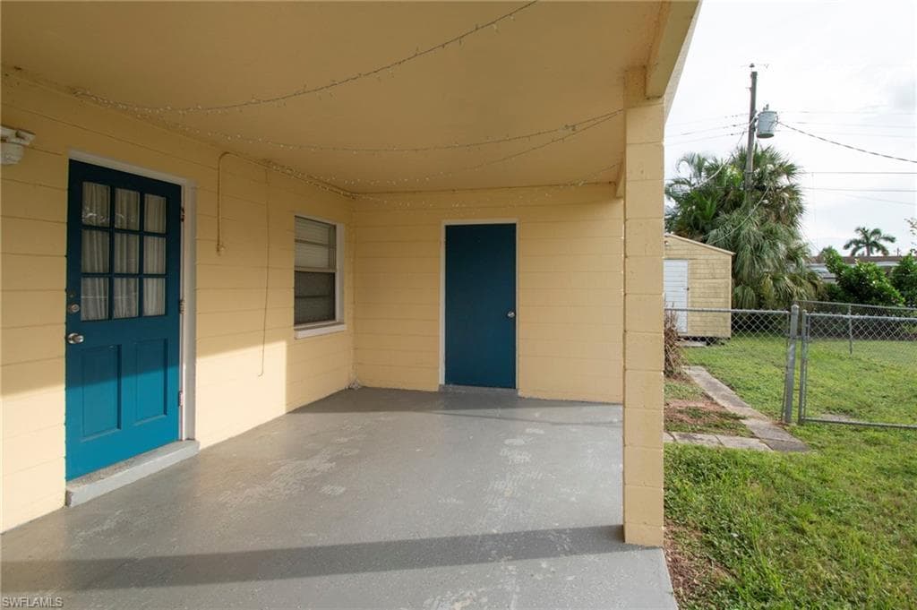1442 Byron Rd, Fort Myers, FL 33919-26