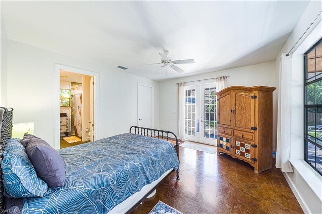 1171 Mockingbird Ln, Naples, FL 34104-16