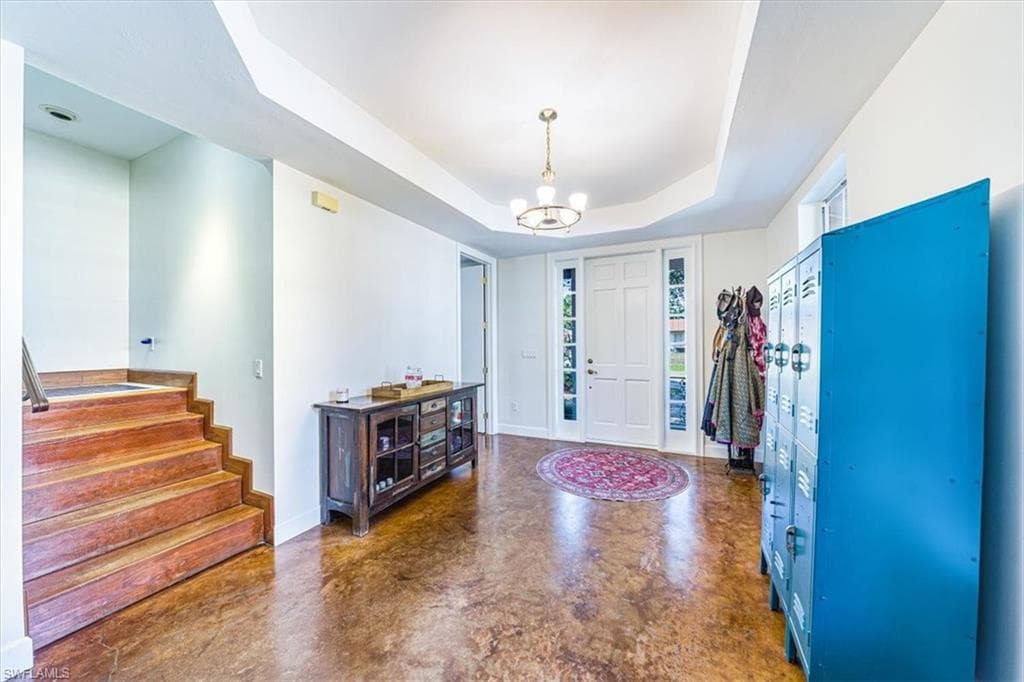 1171 Mockingbird Ln, Naples, FL 34104-4