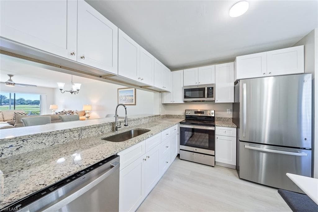 3655 Amberly Cir A107, Naples, FL 34112-11