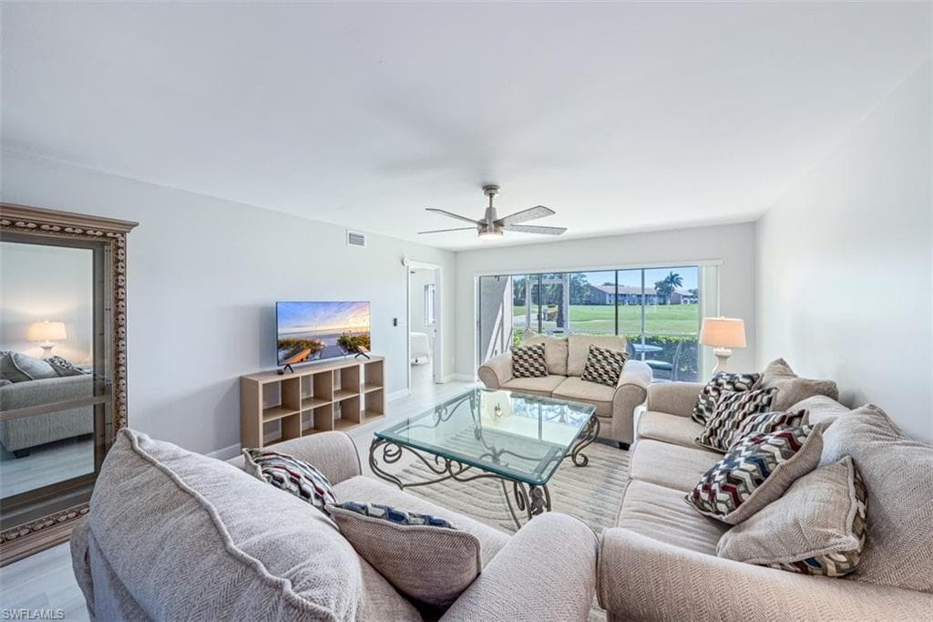 3655 Amberly Cir A107, Naples, FL 34112-6