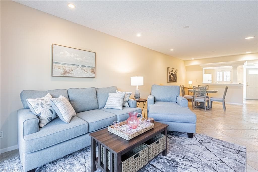 3150 Binnacle Dr 109, Naples, FL 34103-32