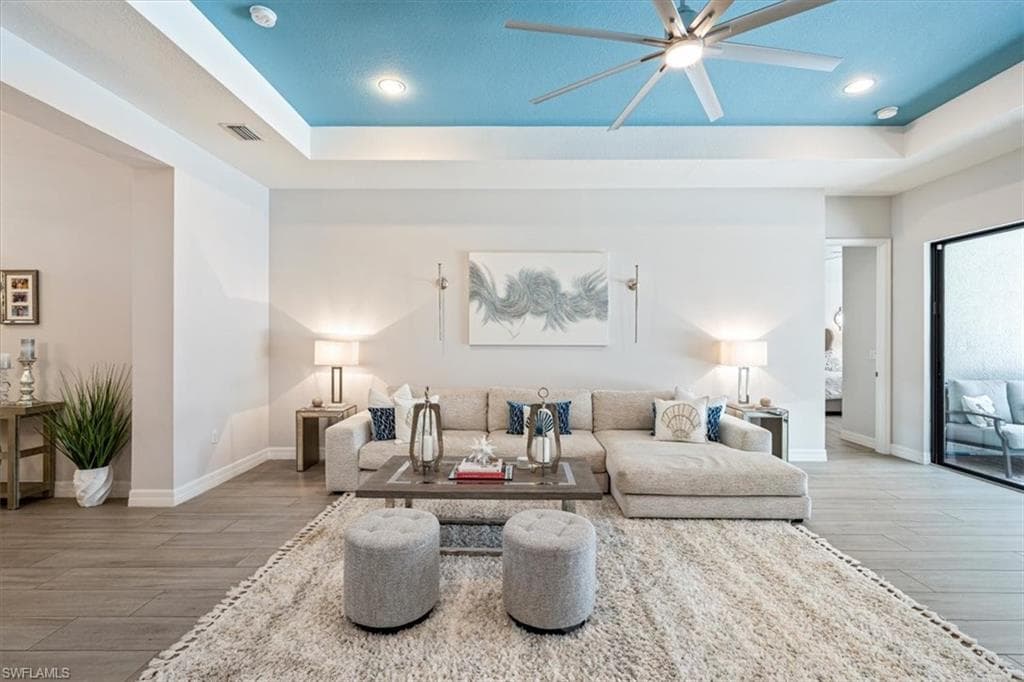 3324 Atlantic Cir, Naples, FL 34119-4