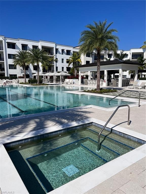 1125 Central Ave 461, Naples, FL 34102-26