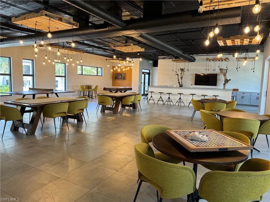1125 Central Ave 461, Naples, FL 34102-28
