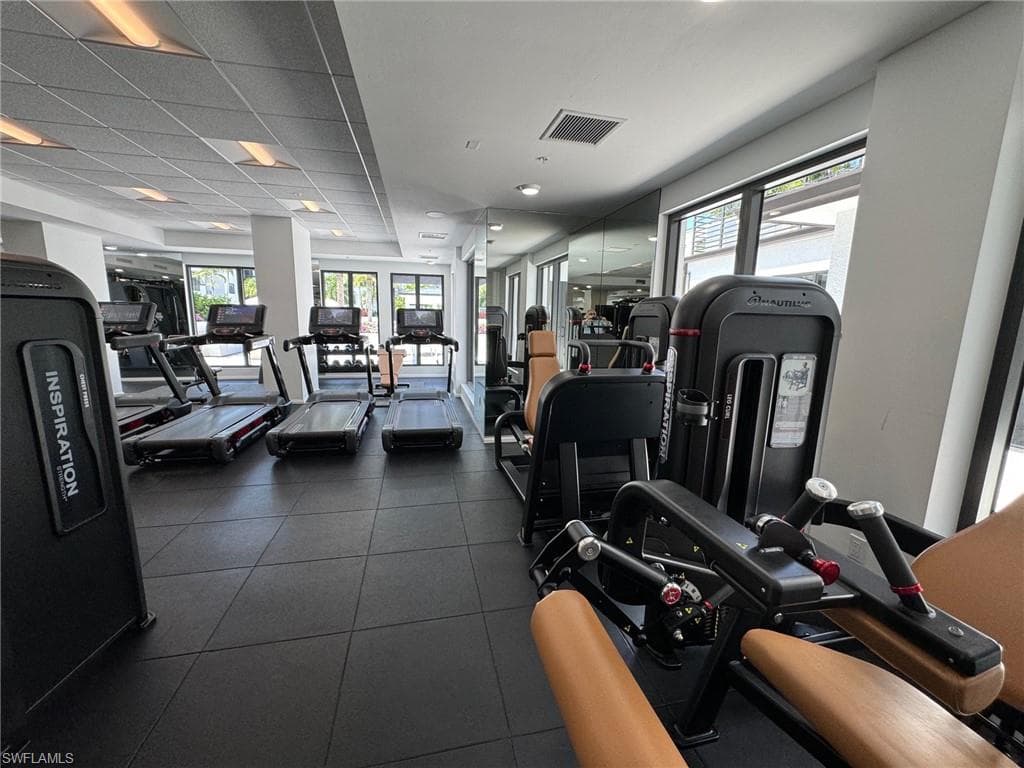 1125 Central Ave 461, Naples, FL 34102-31