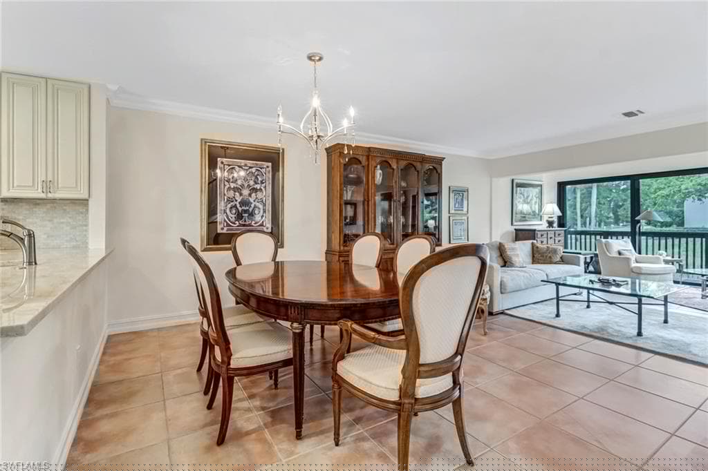 615 8th Ave S 615, Naples, FL 34102-12