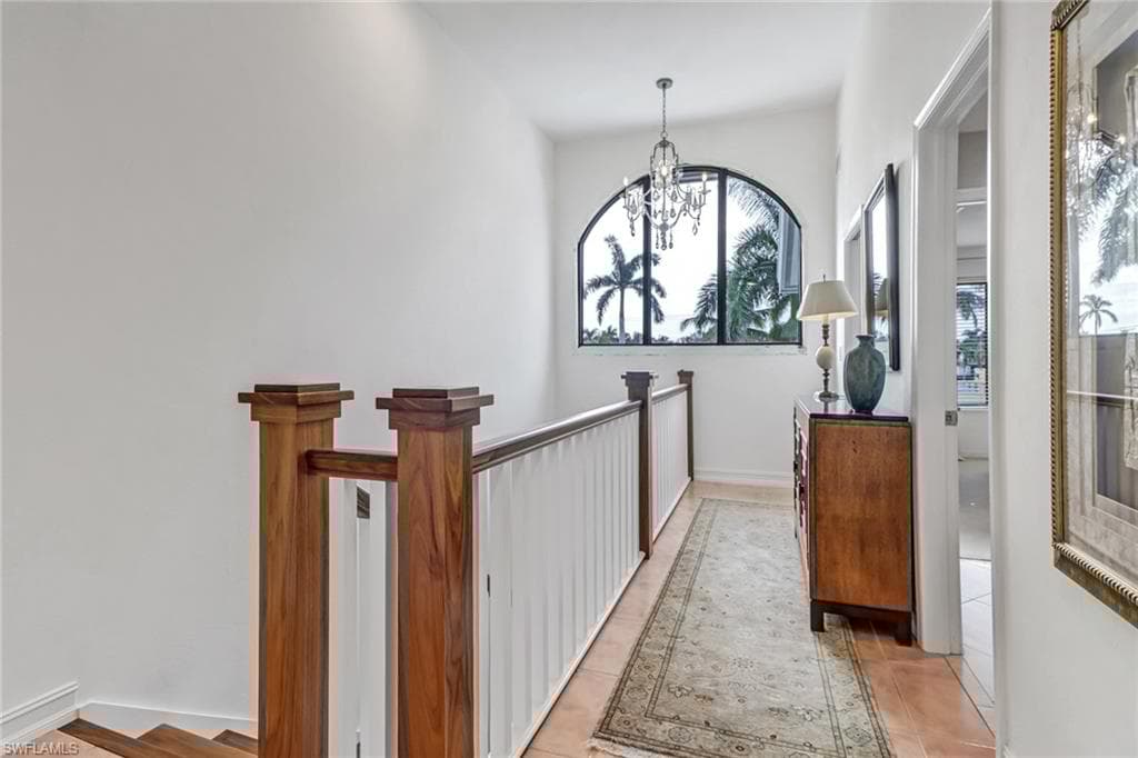 615 8th Ave S 615, Naples, FL 34102-25