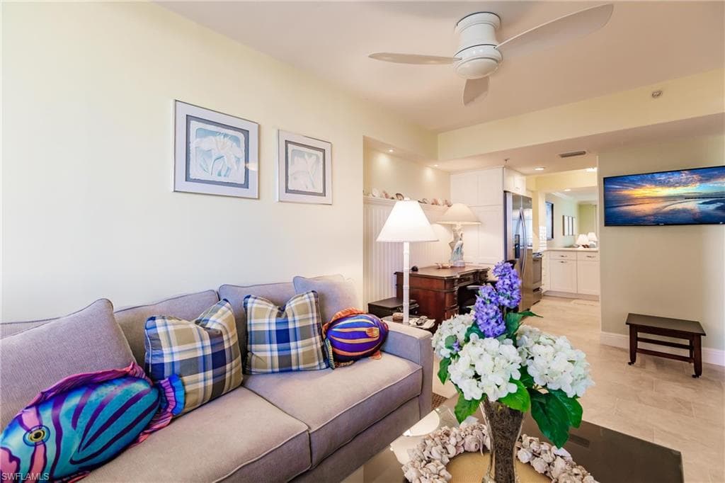 990 Cape Marco Dr 703, Marco Island, FL 34145-16