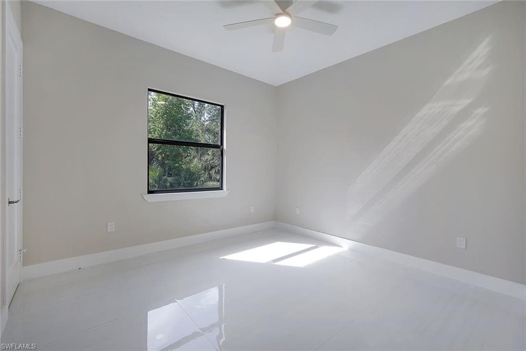 3632 3rd Ave SW, Naples, FL 34117-18