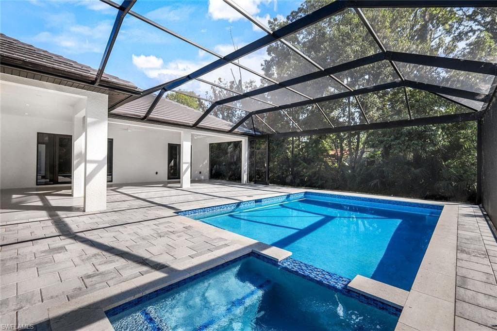 3632 3rd Ave SW, Naples, FL 34117-29