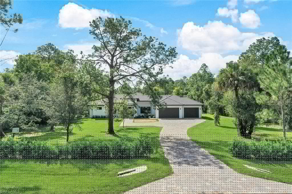 3632 3rd Ave SW, Naples, FL 34117-3