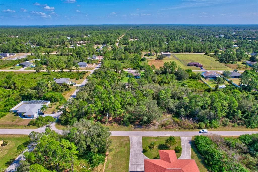 1020 Lincoln Ave, Lehigh Acres, FL 33972-8