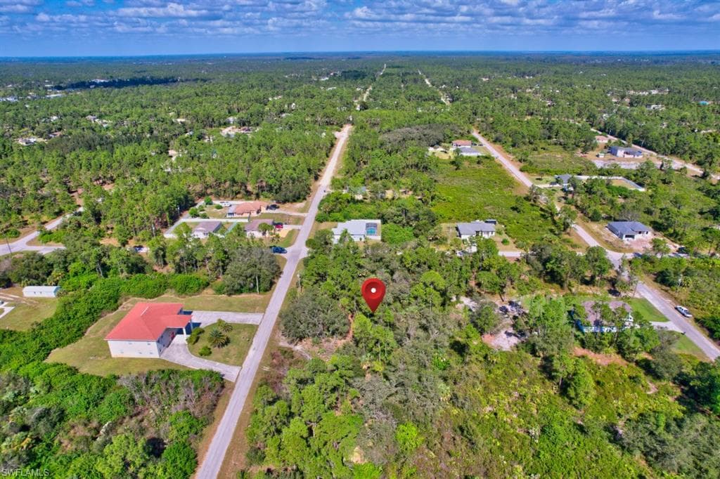 1020 Lincoln Ave, Lehigh Acres, FL 33972-1