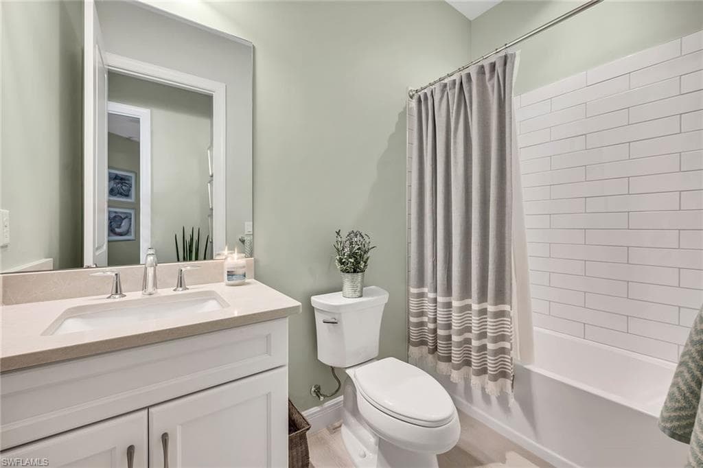 9020 Mayreau Way, Naples, FL 34114-11