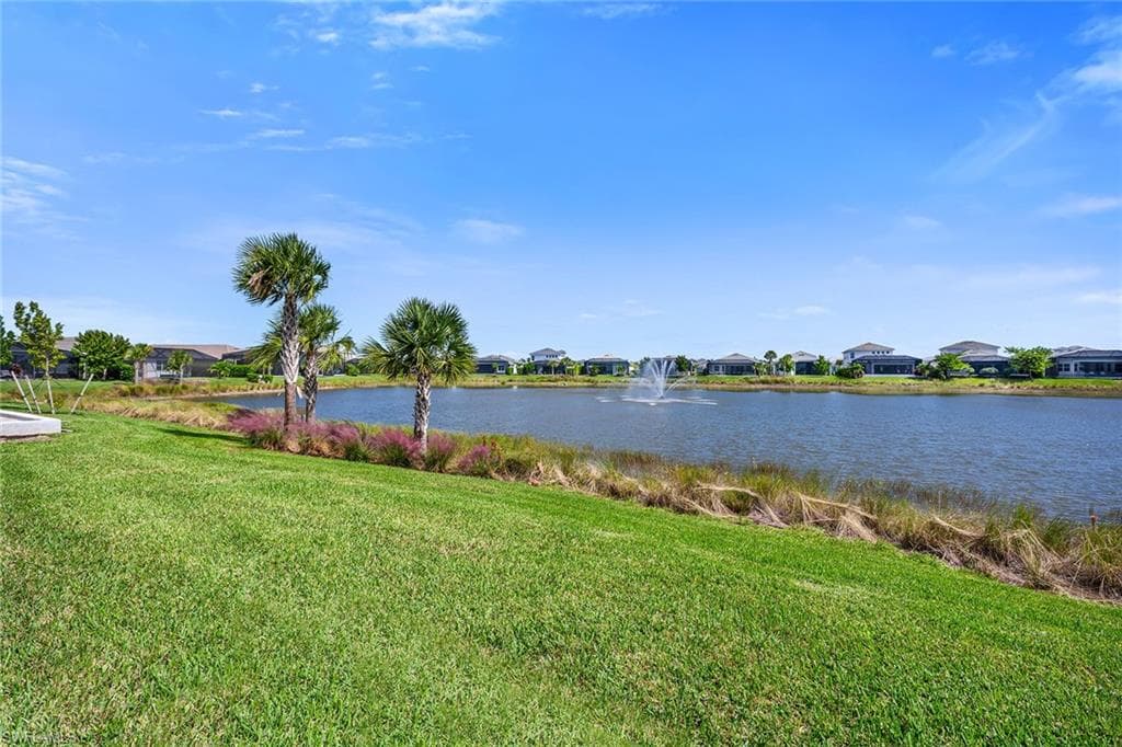 9020 Mayreau Way, Naples, FL 34114-16
