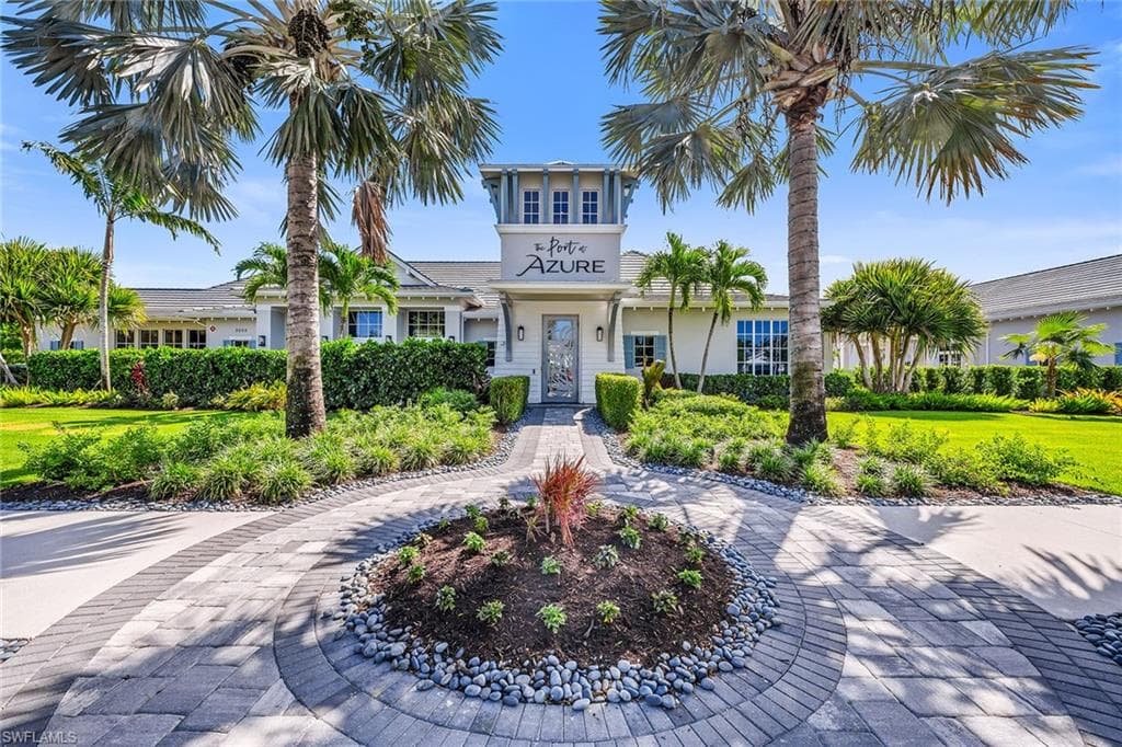 9020 Mayreau Way, Naples, FL 34114-18